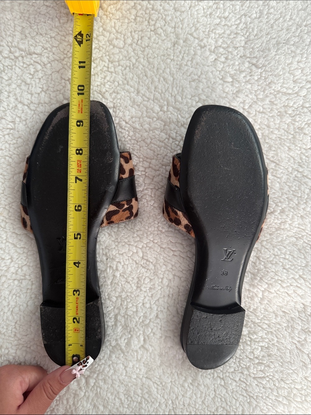 Louis Vuitton leopard revival flat mules - Picture 13 of 15